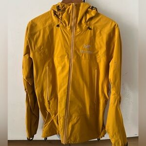 Arc'teryx Men's Mustard Yellow Hooded Rain Jacket